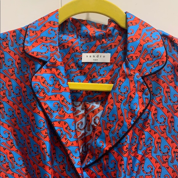 📌 NWT Sandro Caty Cat Printed Silk Shirt - Picture 3 of 6
